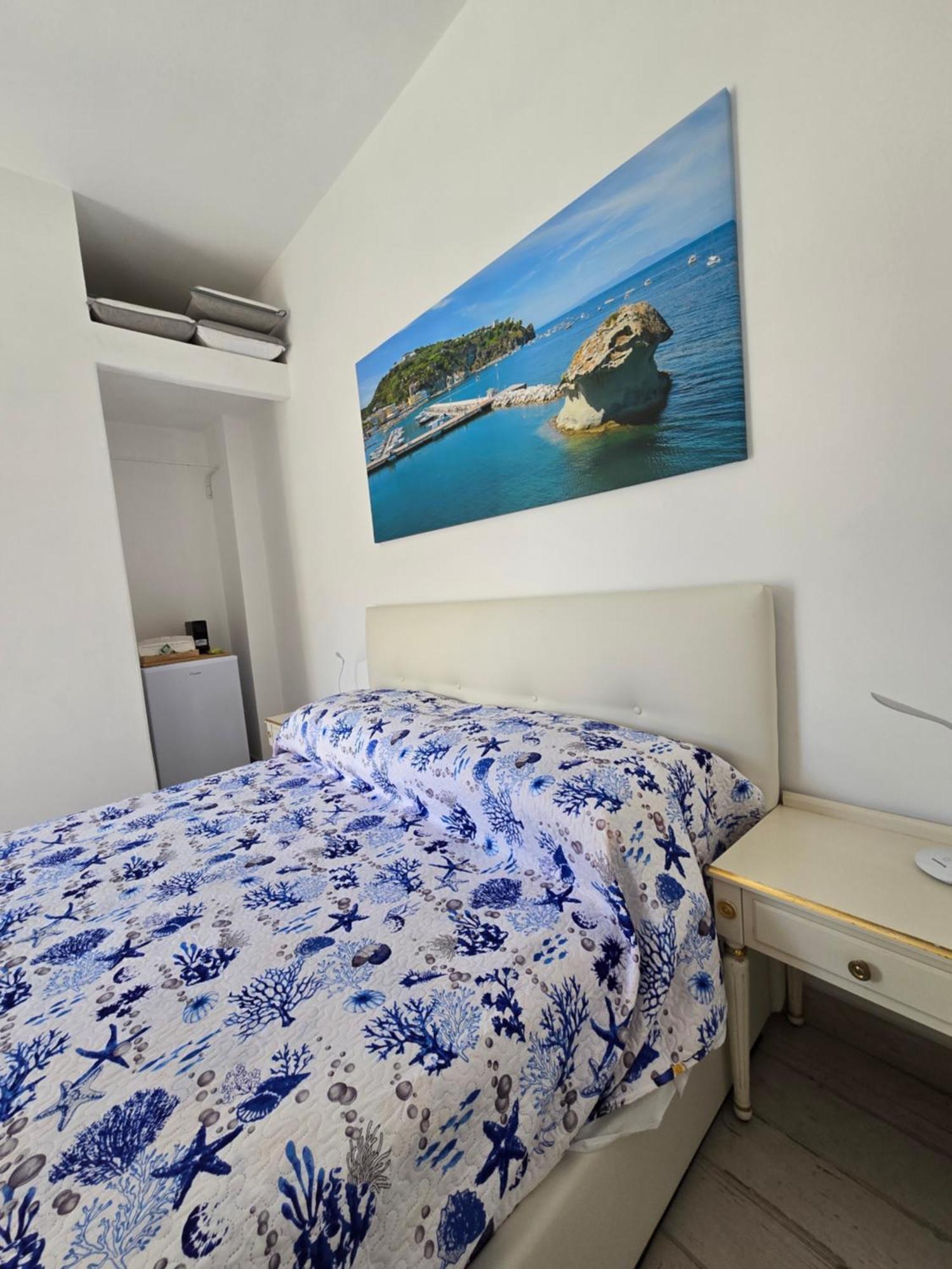 La Casa Di Giuliana Primo Piano Con Balcone * Ischia